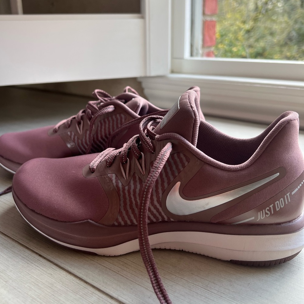 Nike in season TR8